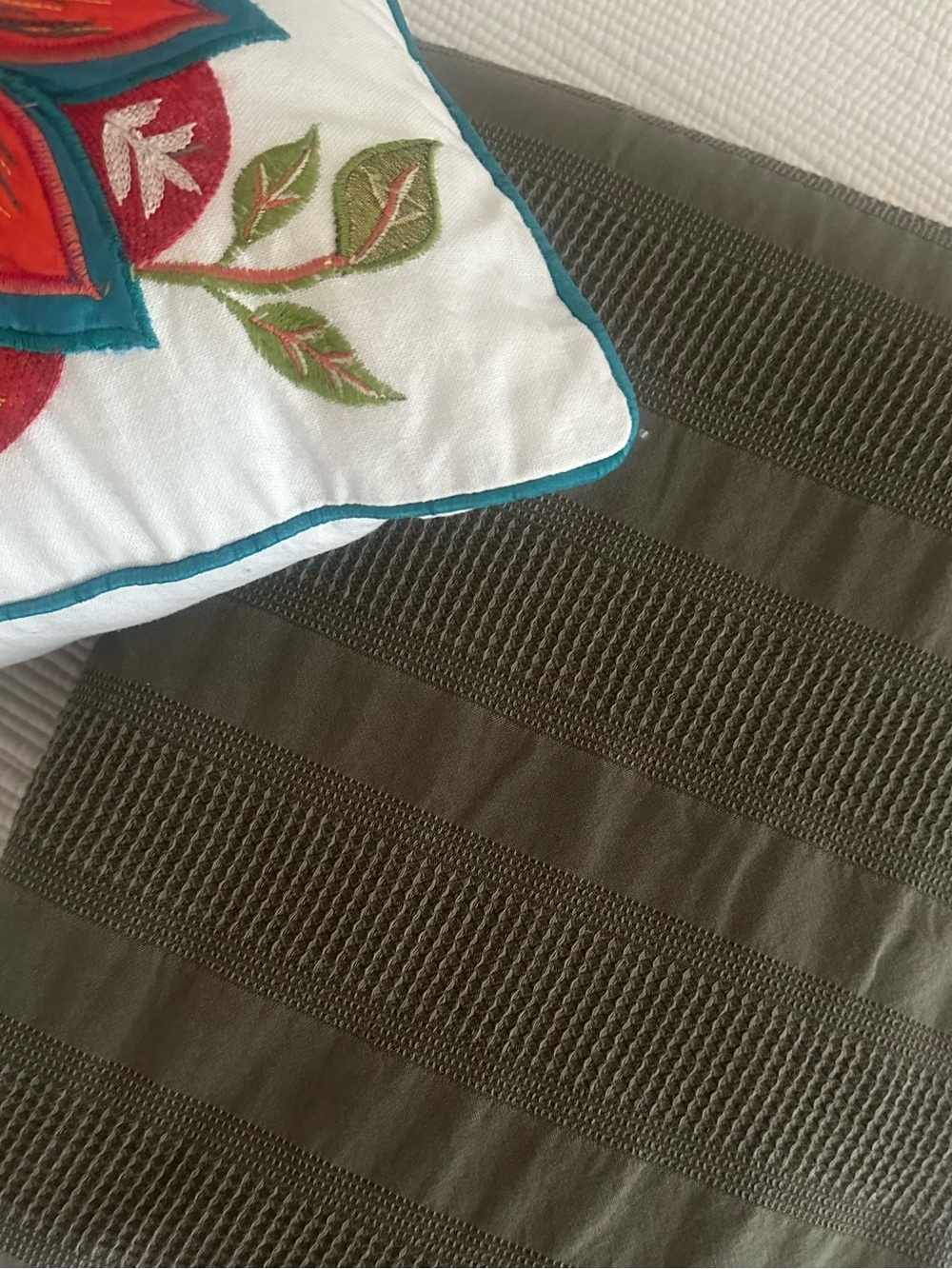 Organic DKNY Pure Avenue Stripe King Duvet Cover Olive Green Cotton Woven Waffle